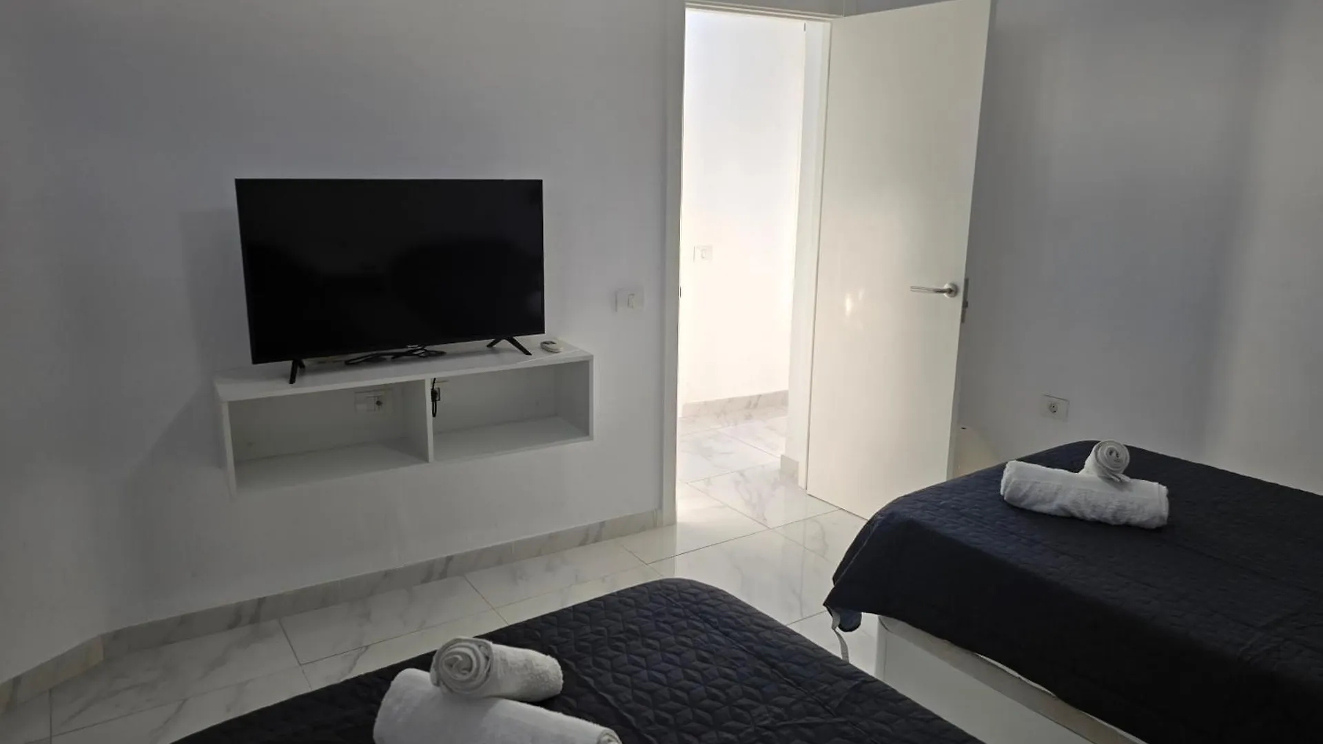 Aqua Sun Los Geranios By Helloapartments Costa Adeje